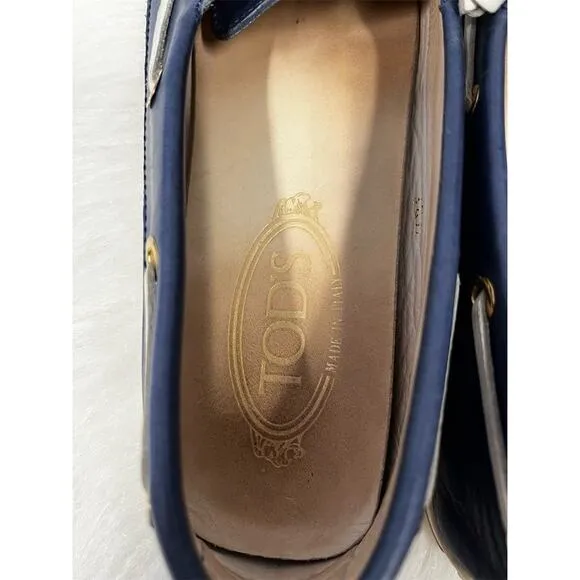Tod's Women's Navy Blue Leather Boat Shoes Size 8.5 Casual Lace-Up flats loafer