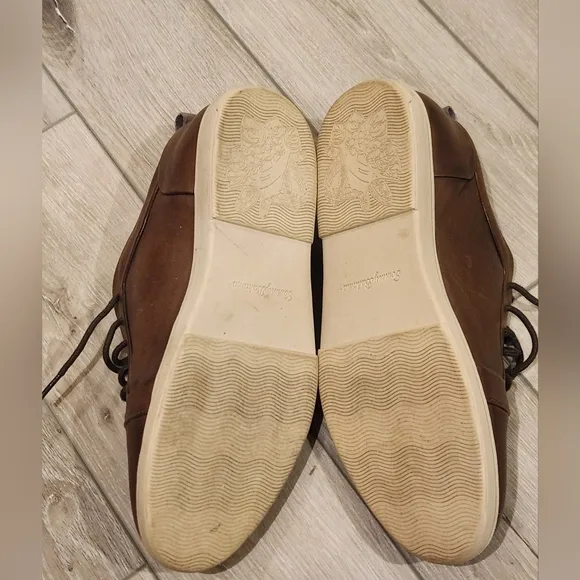 Tommy Bahama relaxology size 10D