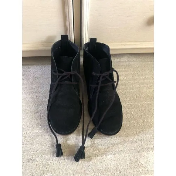 Tommy Bahama Evert Black Suede Leather Chukka Desert Booties USWomen’s sz 8.5