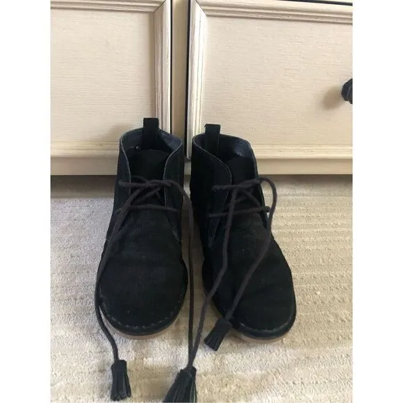 Tommy Bahama Evert Black Suede Leather Chukka Desert Booties USWomen’s sz 8.5