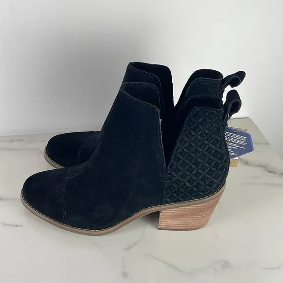 TOMS - WOMENS EVERLY CUTOUT BOOTS Size 7