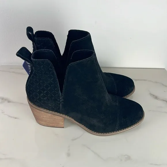 TOMS - WOMENS EVERLY CUTOUT BOOTS Size 7