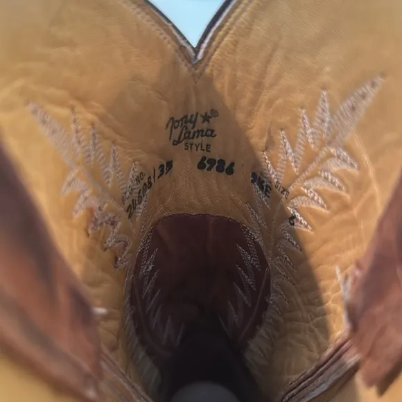 Tony Lama 🔥Sale🔥tan  Suede Cowboy Boots