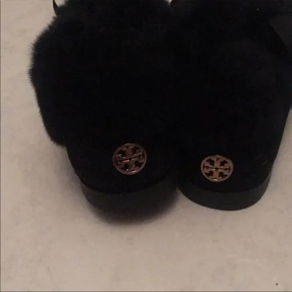 Tory Burch Aberdeen rabbit fur shoes moccasins size 7