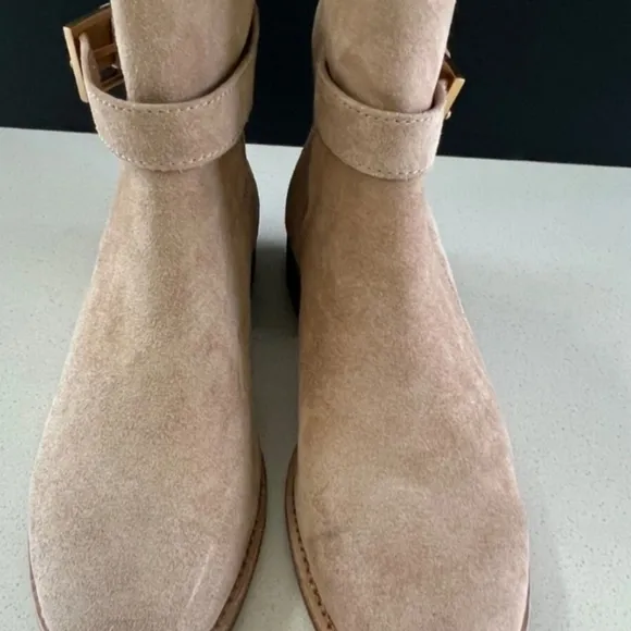 TORY BURCH  Brooke beige suede Ankle Booties size 5 New