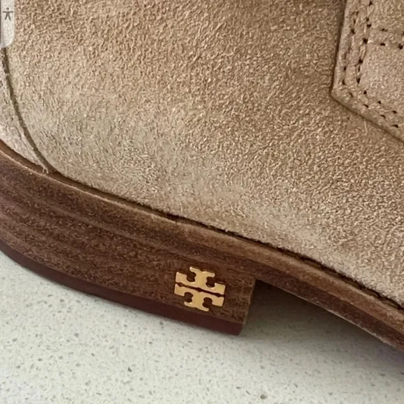TORY BURCH  Brooke beige suede Ankle Booties size 5 New