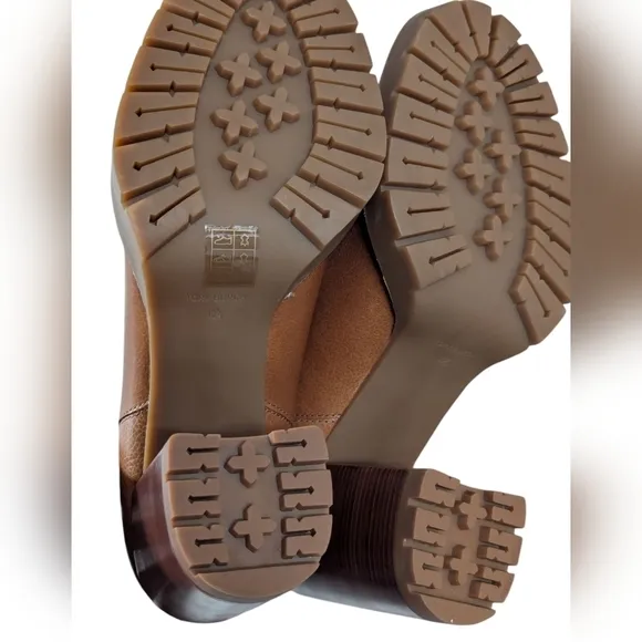 Tory Burch Women's Carson Lug Sole High Heel Boots.... Size 10.5