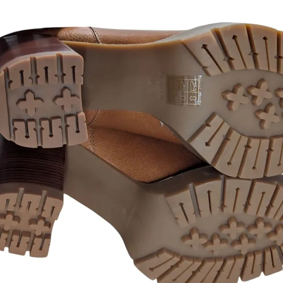 Tory Burch Women's Carson Lug Sole High Heel Boots.... Size 10.5