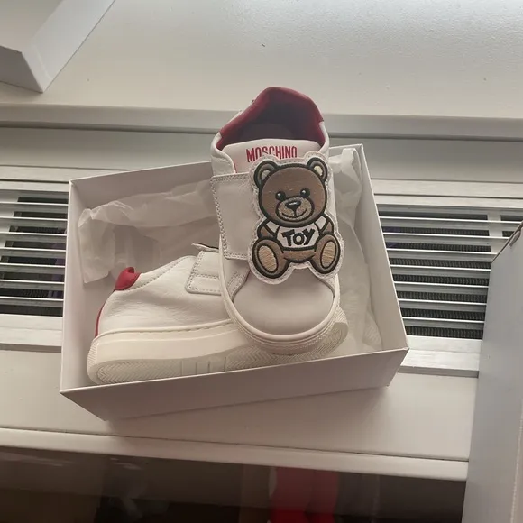 Toy Bear Kids Shoes - White