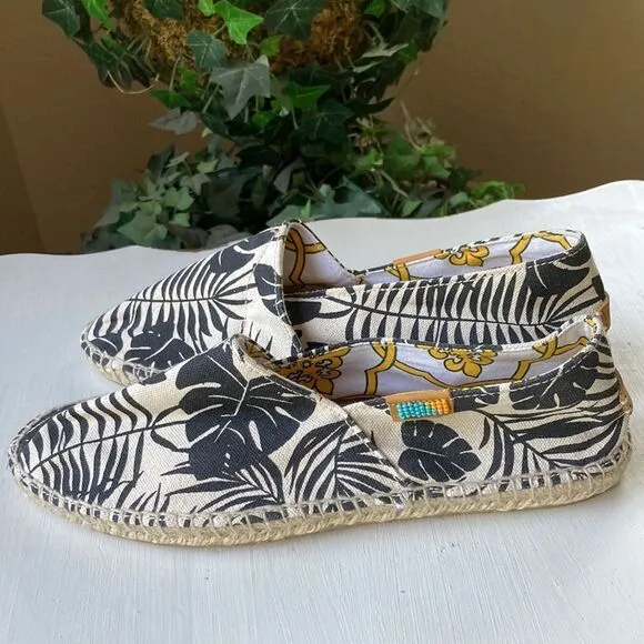 UBUNTU Men’s Handmade Classic AFRIDRILLES Loafer Shoes Size Men’s 8 New