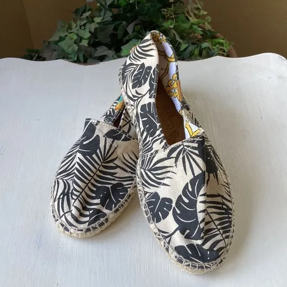 UBUNTU Men’s Handmade Classic AFRIDRILLES Loafer Shoes Size Men’s 8 New