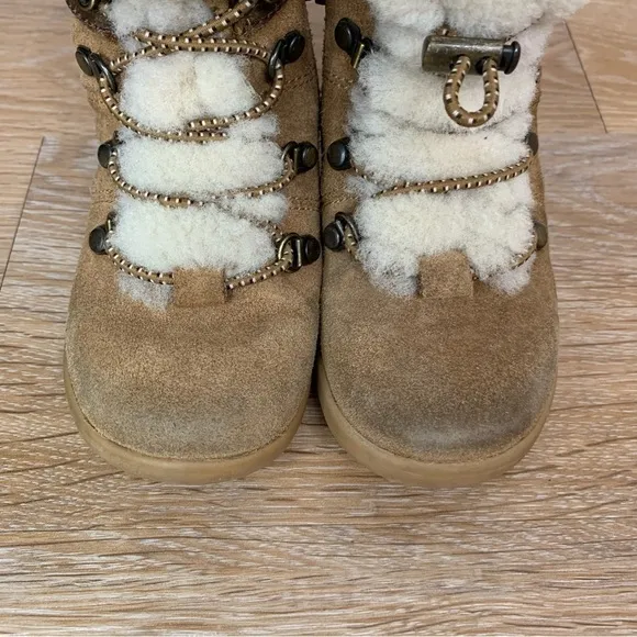 UGG Ager Kids Unisex Winter Warm Boots, Size 7