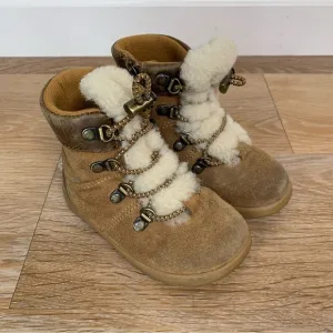 UGG Ager Kids Unisex Winter Warm Boots, Size 7