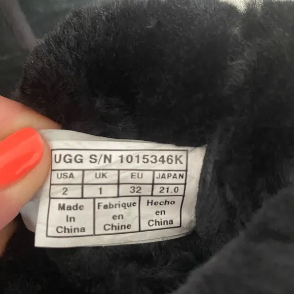 UGG Alexey boots size 2