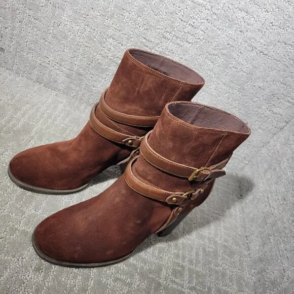 UGG Australia Dandridge Women's Size 9 US Brown Suede Ankle Boots 1019010