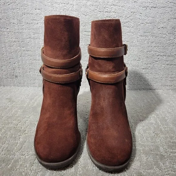 UGG Australia Dandridge Women's Size 9 US Brown Suede Ankle Boots 1019010
