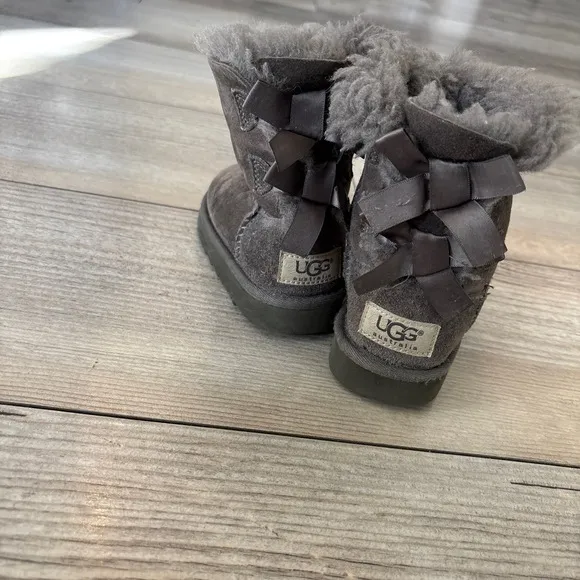 UGG Australia Gray Brown Bow Fur Lined Suede Ugg-Style Boots Toddler 7