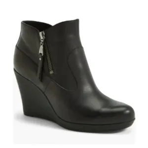 UGG Australia Meredith Womens Black Leather Wedge Ankle Boots