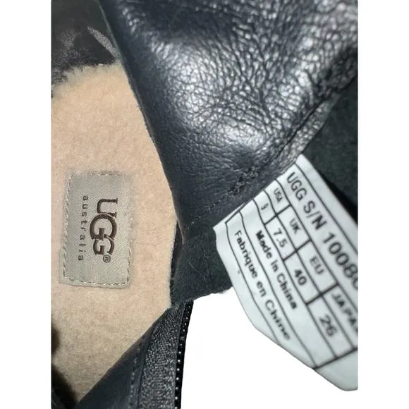 Ugg Australia women’s Emalie leather waterproof wedge boots sz 9
