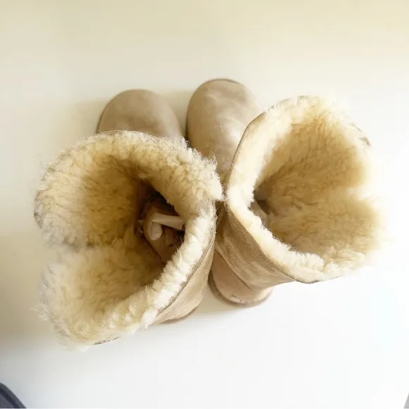 UGG Bailey Button II Suede &amp; Shearling Boot Sand Suede 8