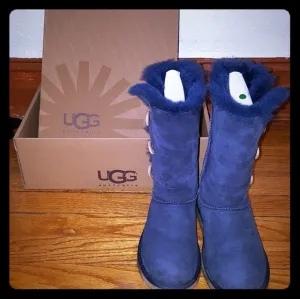 UGG Bailey Buttons Triplet Boots