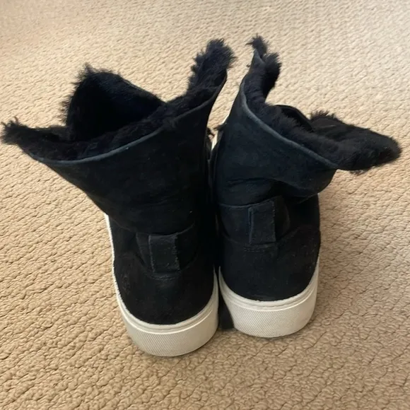 UGG Beven Sneaker