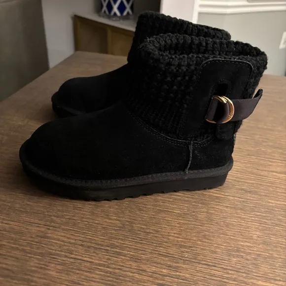 UGG Black Classic Solene Mini Boots Size 5