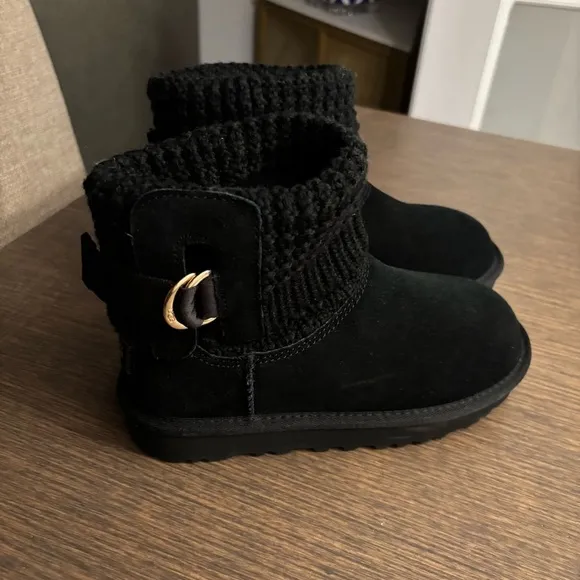 UGG Black Classic Solene Mini Boots Size 5