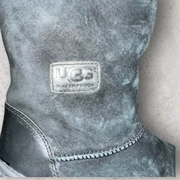 Ugg Boots Klarissa Women's Size 7 Black Suede Shearling Thinsulate Waterproof