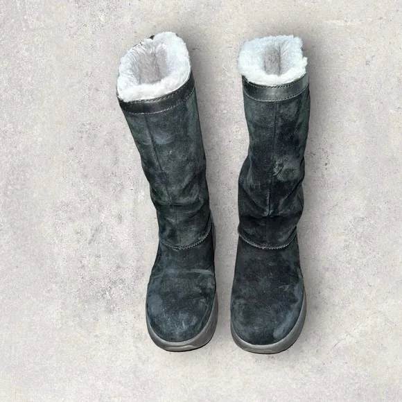 Ugg Boots Klarissa Women's Size 7 Black Suede Shearling Thinsulate Waterproof
