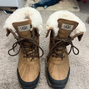 UGG Brown Shearling-Lined Boots
