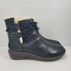Ugg Caspia Women's Black Leather Ankle Boots S/N 1932 US Size 9