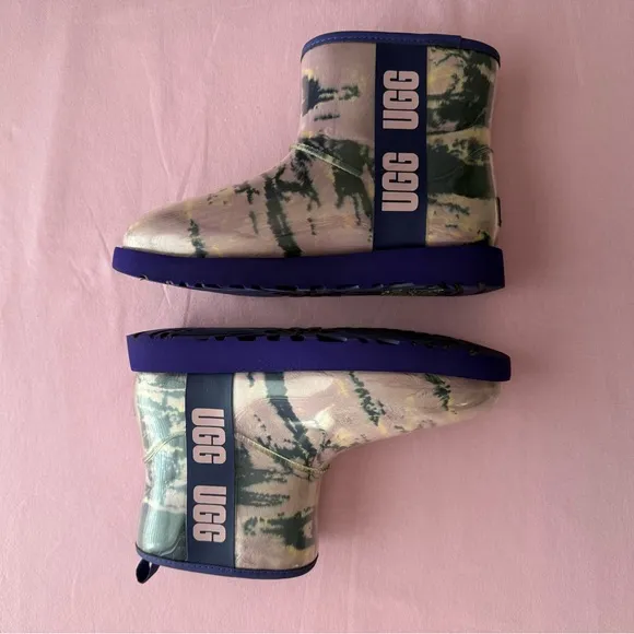 UGG Classic Clear Mini MarbleBoot | Size 8 EUC