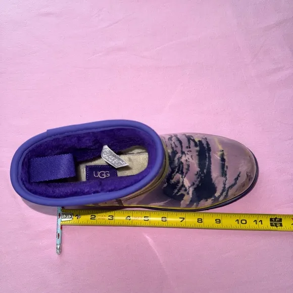 UGG Classic Clear Mini MarbleBoot | Size 8 EUC