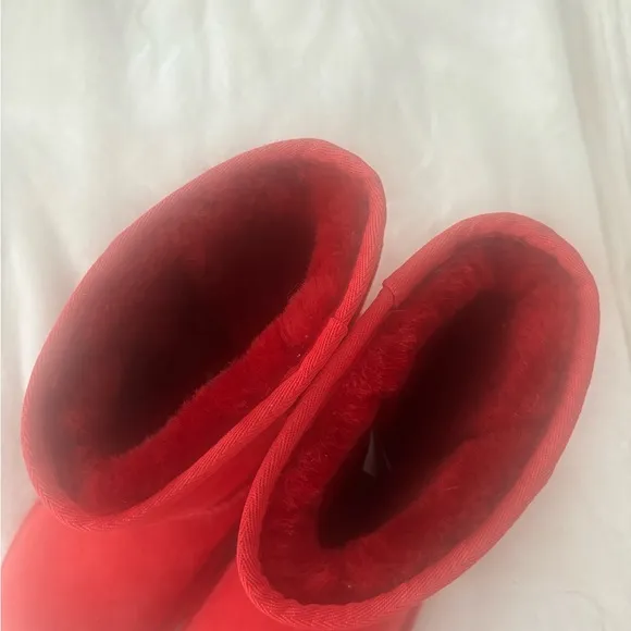 ugg classic short ii boots in red