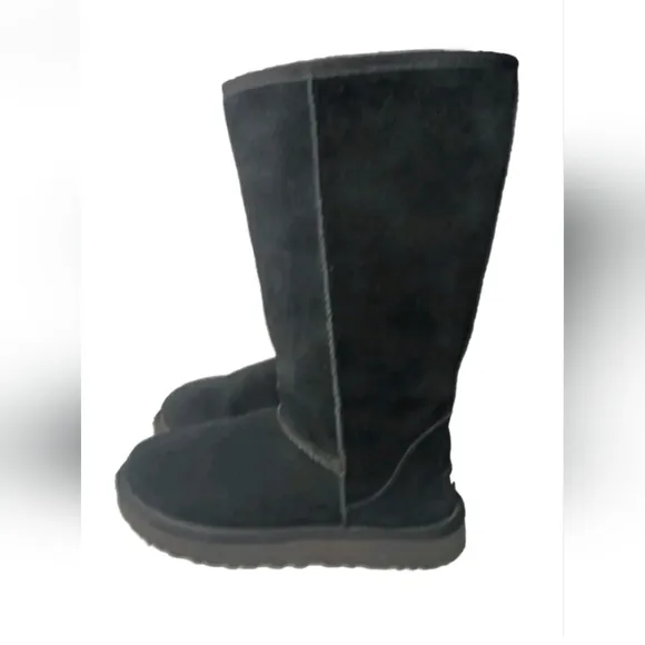 UGG Classic Tall II Boots Black Suede Women's Size 6 Retail $200