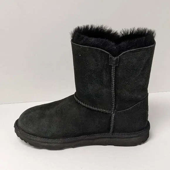 UGG Girls Bailey Button II Winter Boots, Black Suede, Big Kids 4
