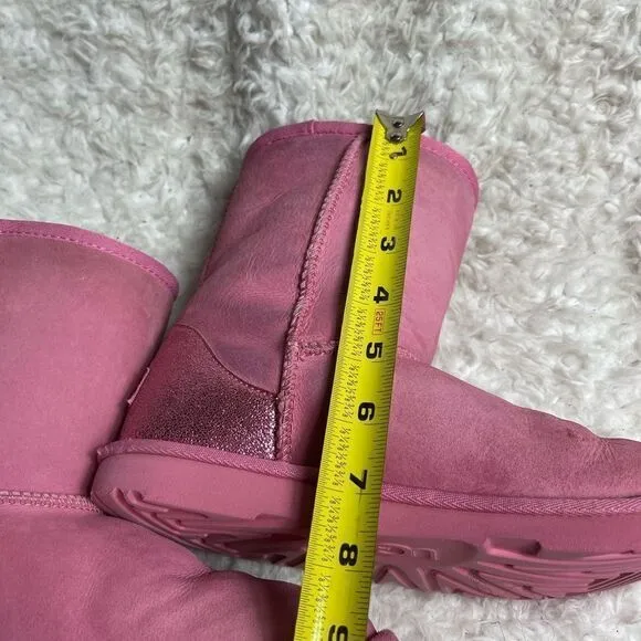 UGG Girl's Classic II Glitz  pink leather suede Wool Lined Pull-On Boots SZ5