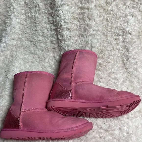 UGG Girl's Classic II Glitz  pink leather suede Wool Lined Pull-On Boots SZ5