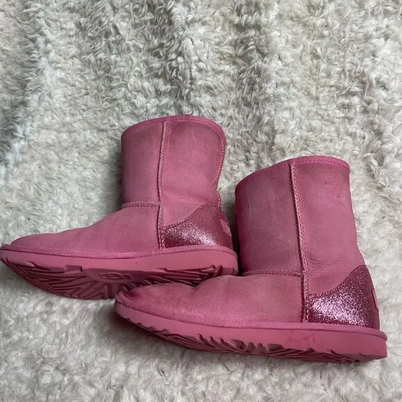 UGG Girl's Classic II Glitz  pink leather suede Wool Lined Pull-On Boots SZ5