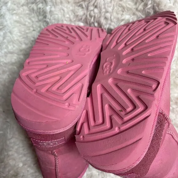 UGG Girl's Classic II Glitz  pink leather suede Wool Lined Pull-On Boots SZ5