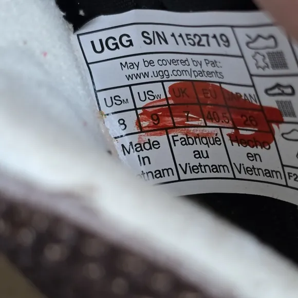 UGG Goldencush Sneakers