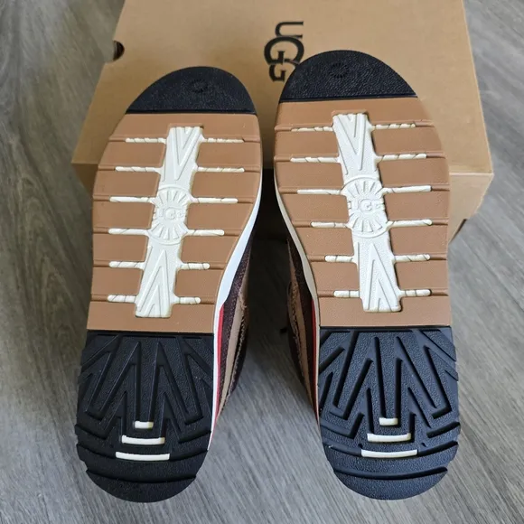 UGG Goldencush Sneakers