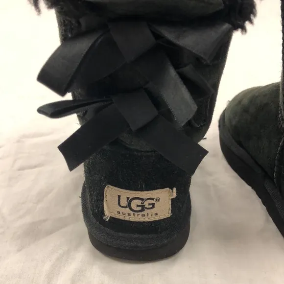 UGG Kids Bailey Bow Black Boots (S/N 3280T)/ Size: 10 Toddler