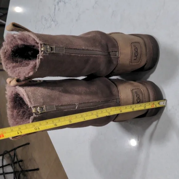 UGG KIDS BEACON TWO TONE BROWN LEATHER BOOTS