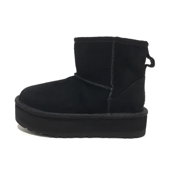 UGG KIDS CLASSIC MINI PLATFORM BOOTS -BLACK SHEEPSKIN -YOUTH US 2 -NEW