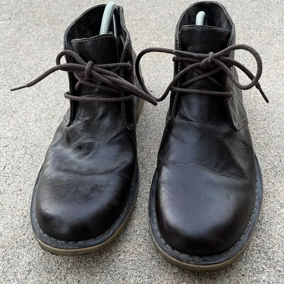 UGG Leighton Men's Chukka Boots Size 9.5 Crinkled Leather Chocolate Brown 3275