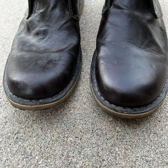 UGG Leighton Men's Chukka Boots Size 9.5 Crinkled Leather Chocolate Brown 3275