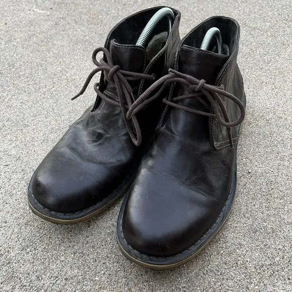 UGG Leighton Men's Chukka Boots Size 9.5 Crinkled Leather Chocolate Brown 3275