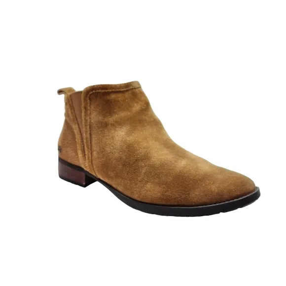 UGG McClaire Ankle Boots, Chestnut Suede, 10